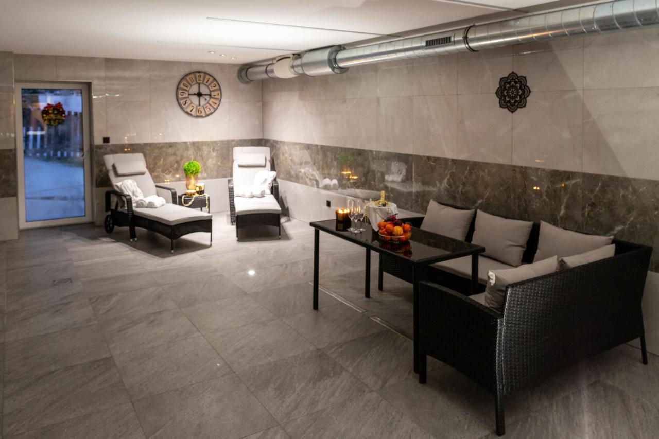 Wellness Hotel Edelweiss Liberec Exterior foto
